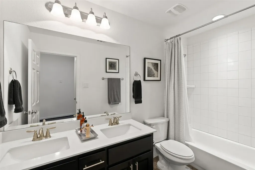 3400 Venezia View Leander TX 78641