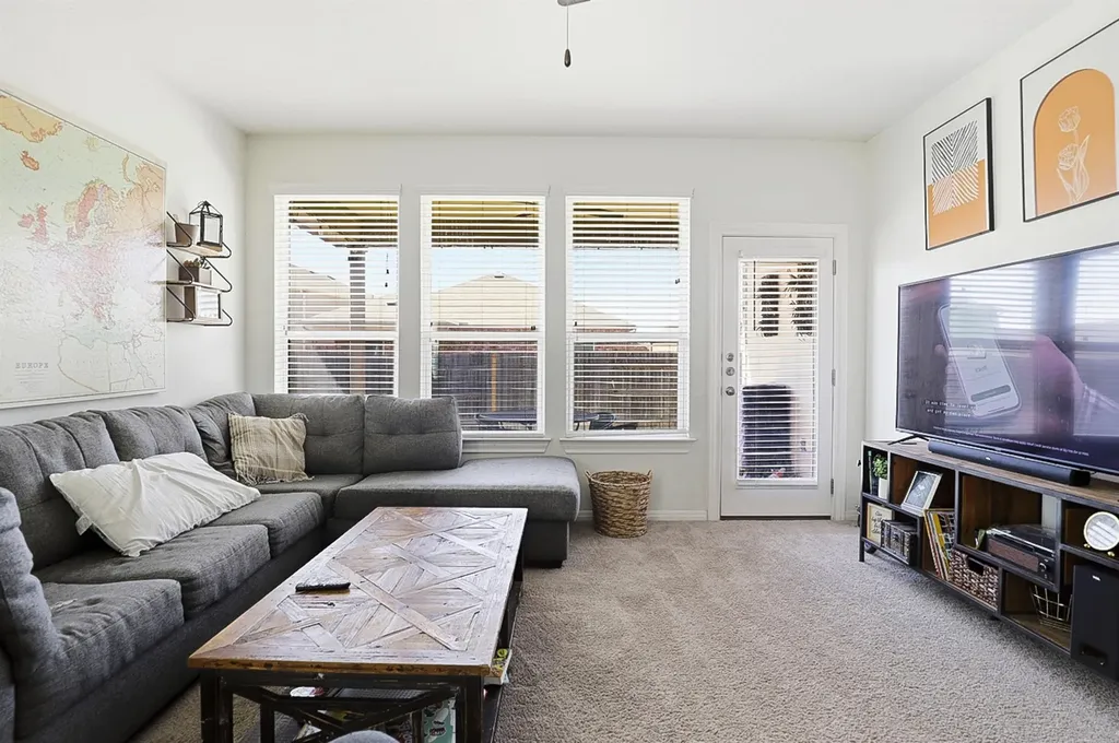 158 Fern Drive Buda TX 78610