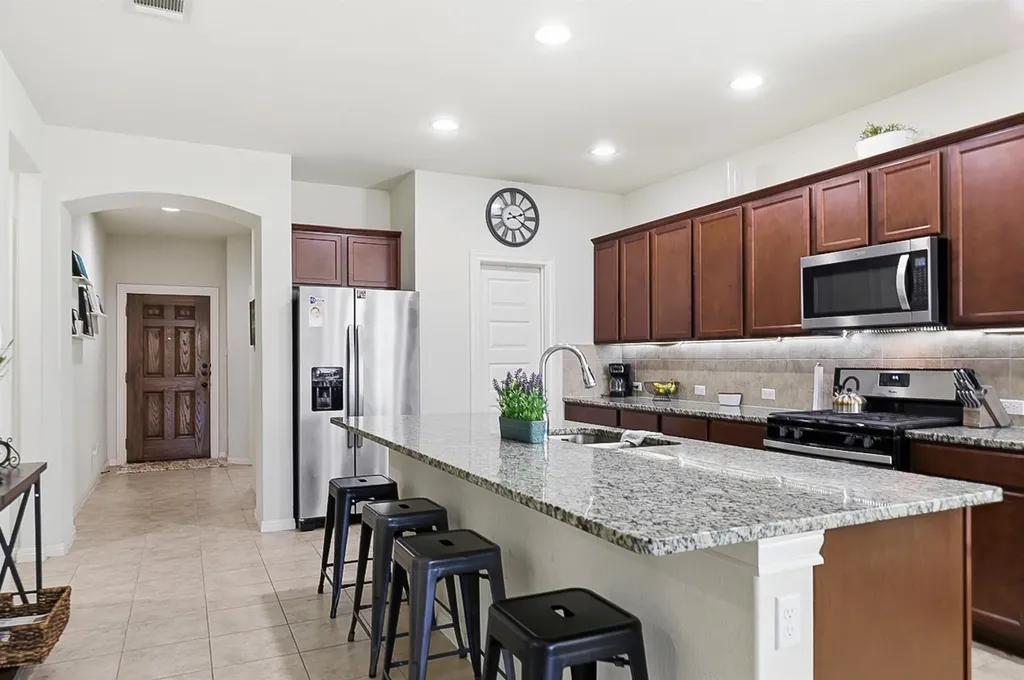 158 Fern Drive Buda TX 78610