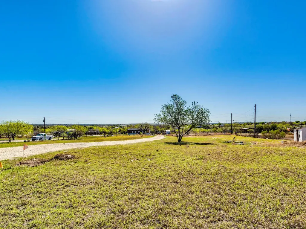 251 Twisted Creek Kyle TX 78640