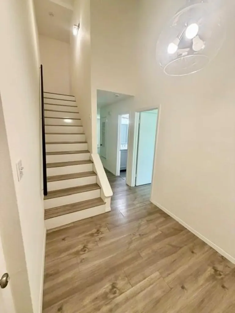 7303 Whispering Creek Circle Austin TX 78736