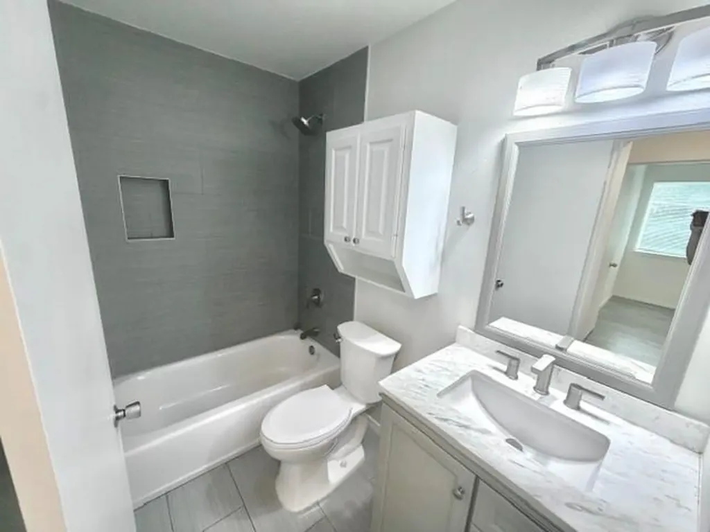 7303 Whispering Creek Circle Austin TX 78736