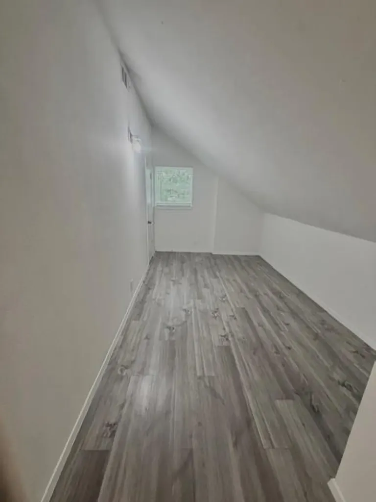 7303 Whispering Creek Circle Austin TX 78736