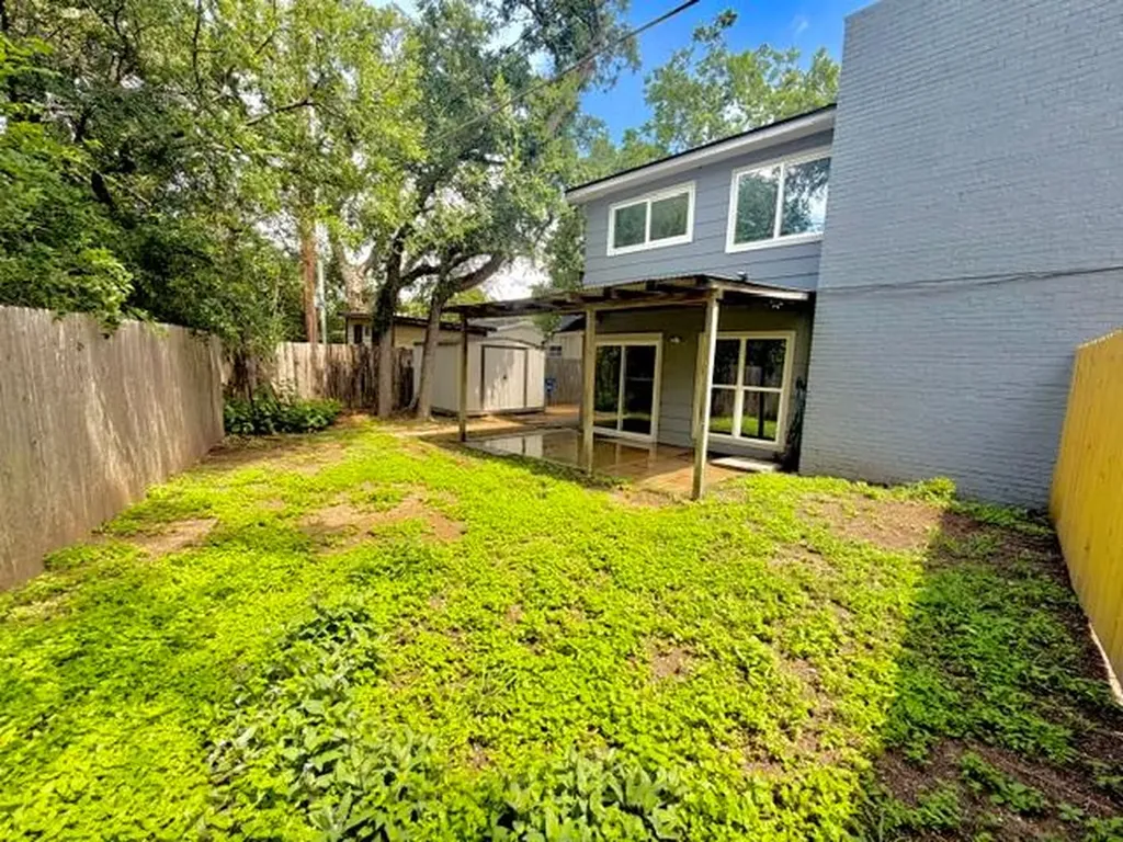 7303 Whispering Creek Circle Austin TX 78736