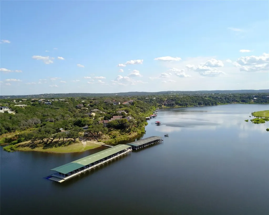 637 Wesley Ridge Drive Spicewood TX 78669
