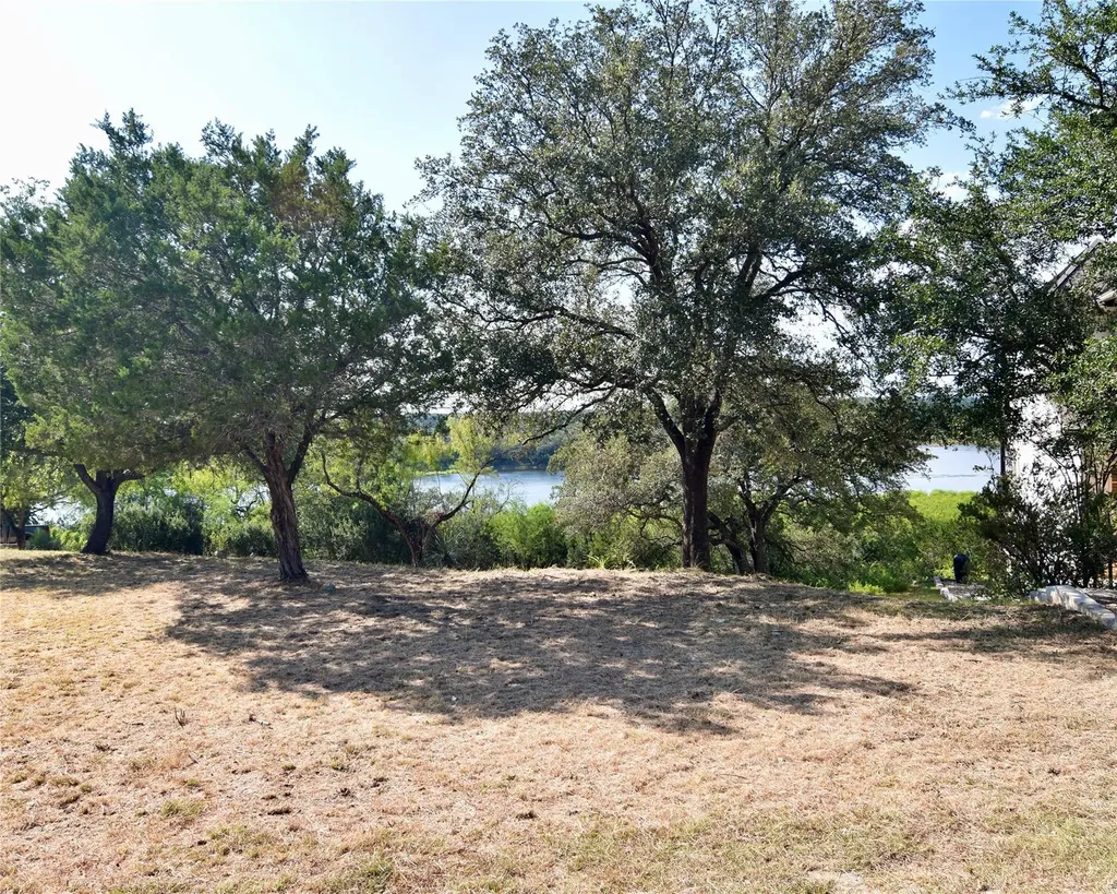 637 Wesley Ridge Drive Spicewood TX 78669