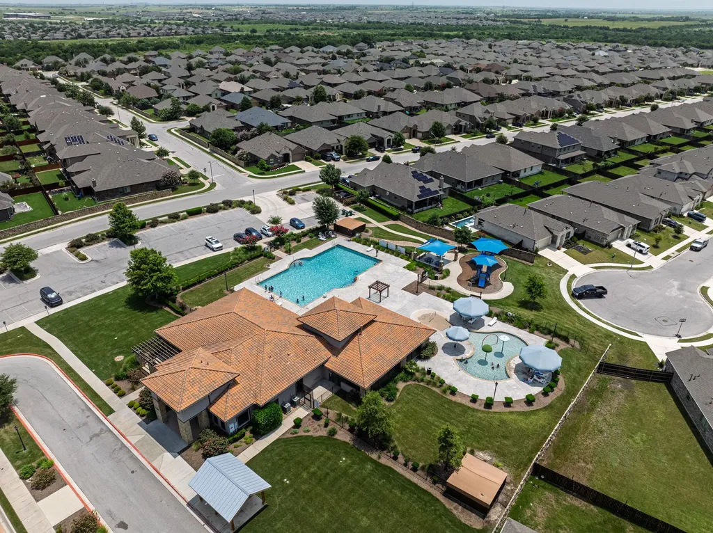 17813 Bassano Avenue Pflugerville TX 78660