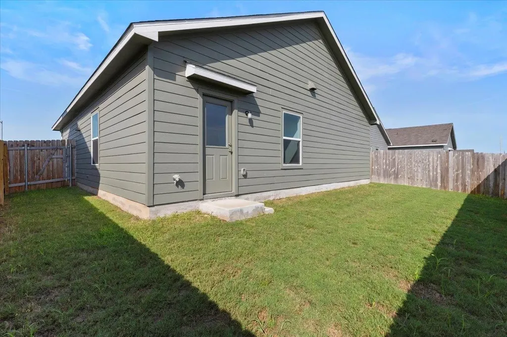 14320 Tordillo Drive Elgin TX 78621