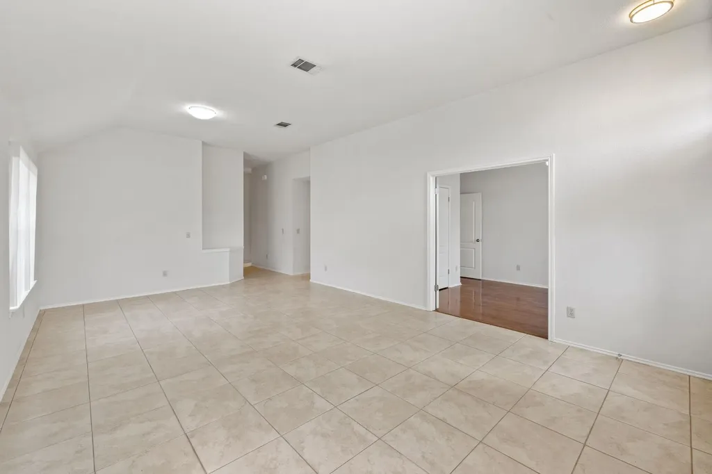 12901 Partridge Bend Drive Austin TX 78729
