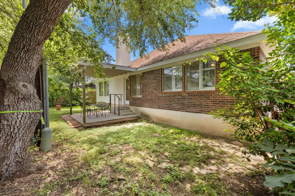 12901 Partridge Bend Drive Austin TX 78729