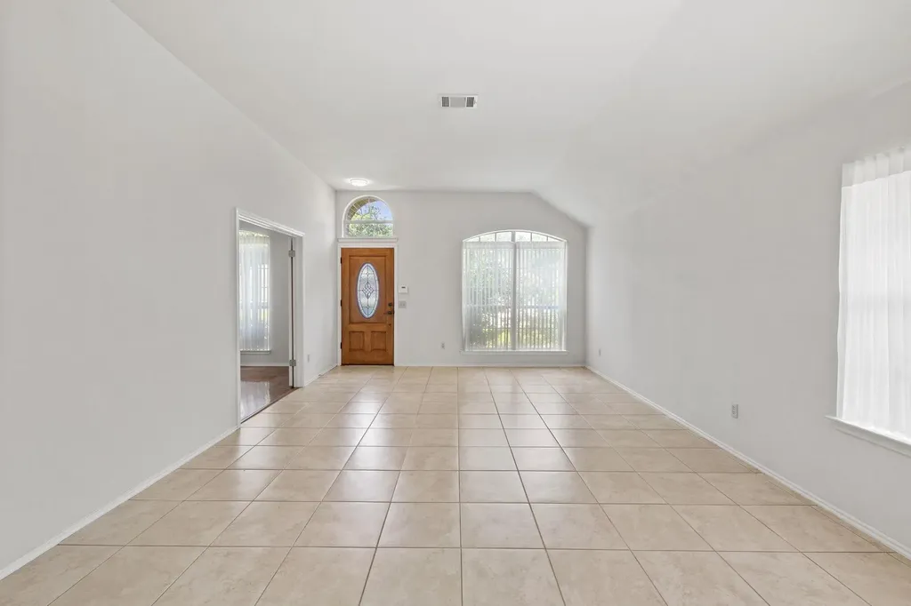 12901 Partridge Bend Drive Austin TX 78729