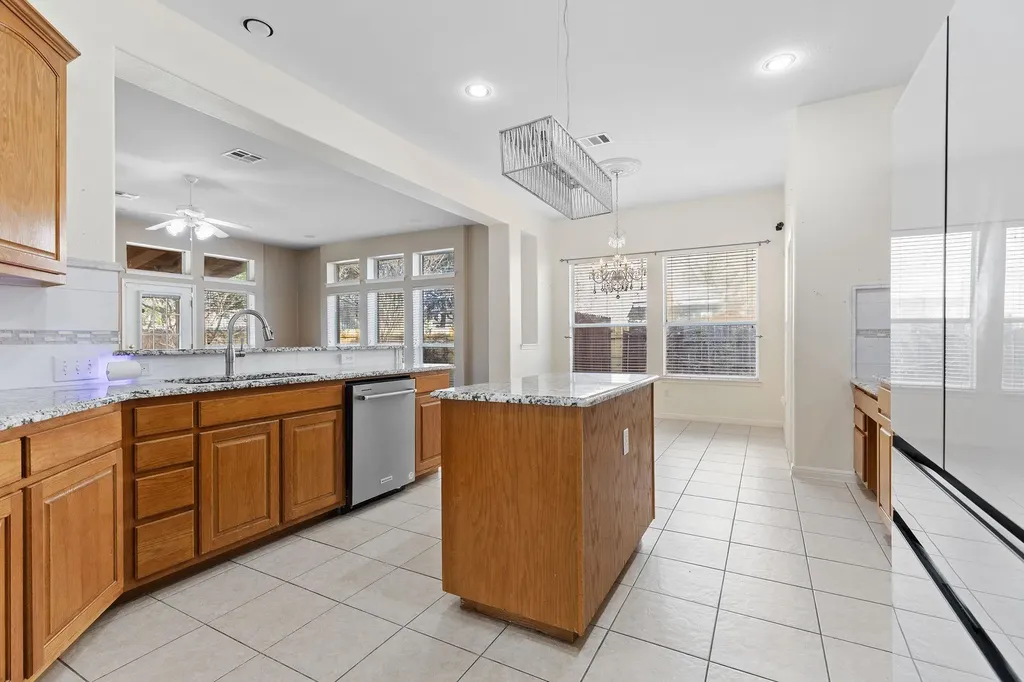 2944 Clinton Place Round Rock TX 78665