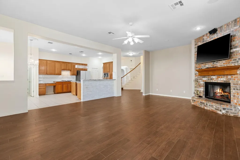 2944 Clinton Place Round Rock TX 78665