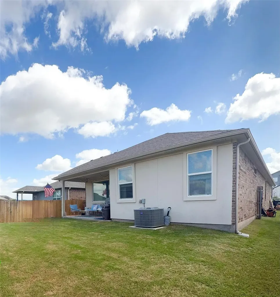 813 Cade Cove Georgetown TX 78626