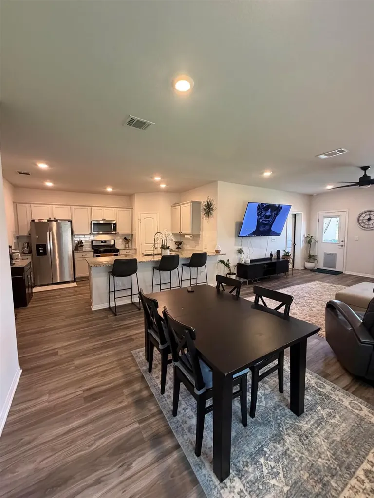 813 Cade Cove Georgetown TX 78626