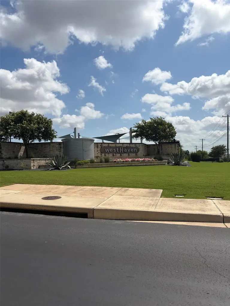 813 Cade Cove Georgetown TX 78626