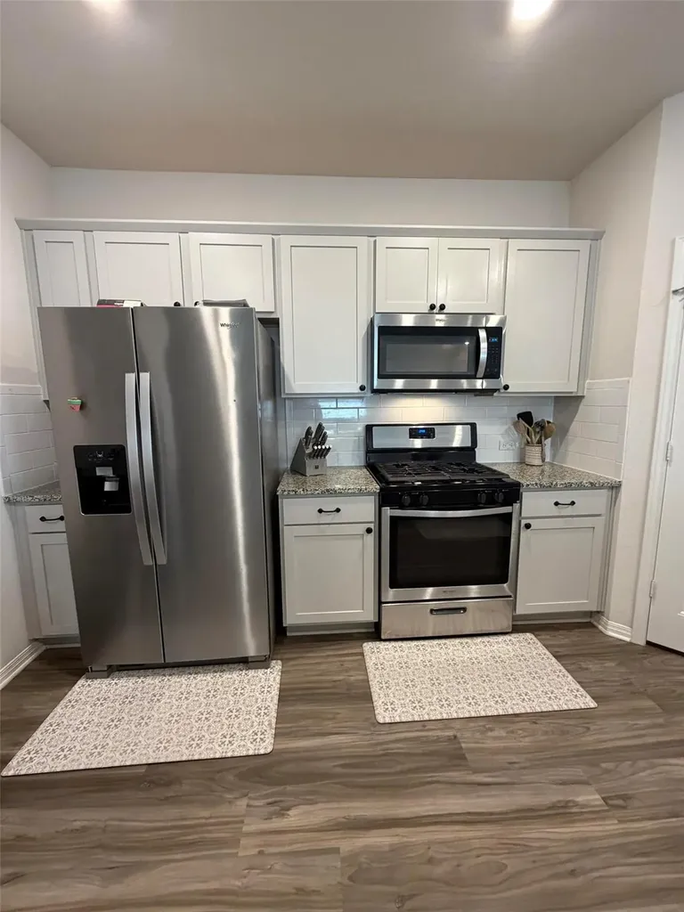 813 Cade Cove Georgetown TX 78626