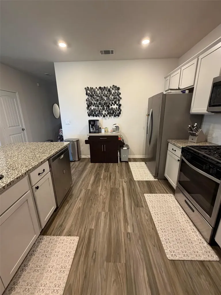 813 Cade Cove Georgetown TX 78626