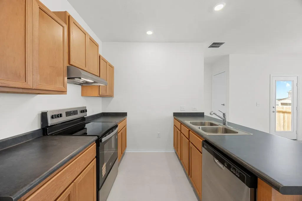 12102 Cantabria Road Austin TX 78748