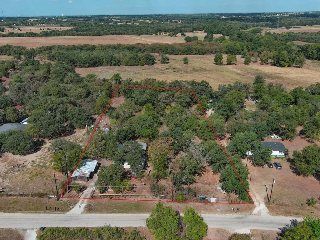 176 Lacy Drive Elgin TX 78621
