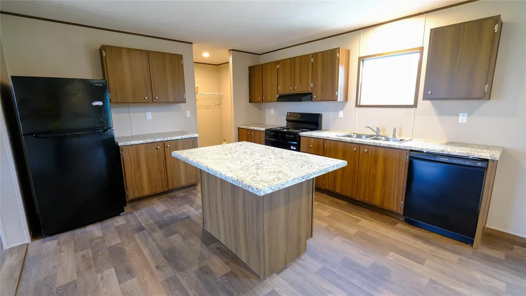161 Azalea Court Dale TX 78616