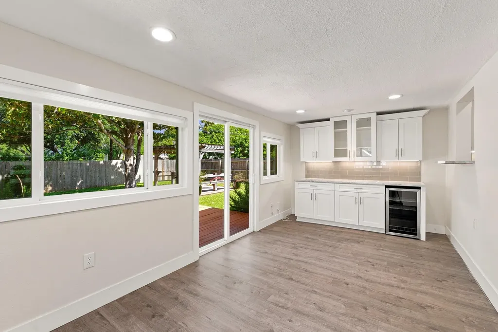 6706 Isabelle Drive Austin TX 78752