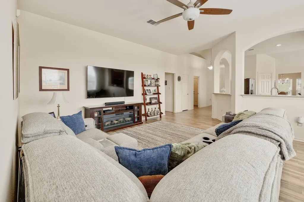 11629 Glen Knoll Drive Manor TX 78653