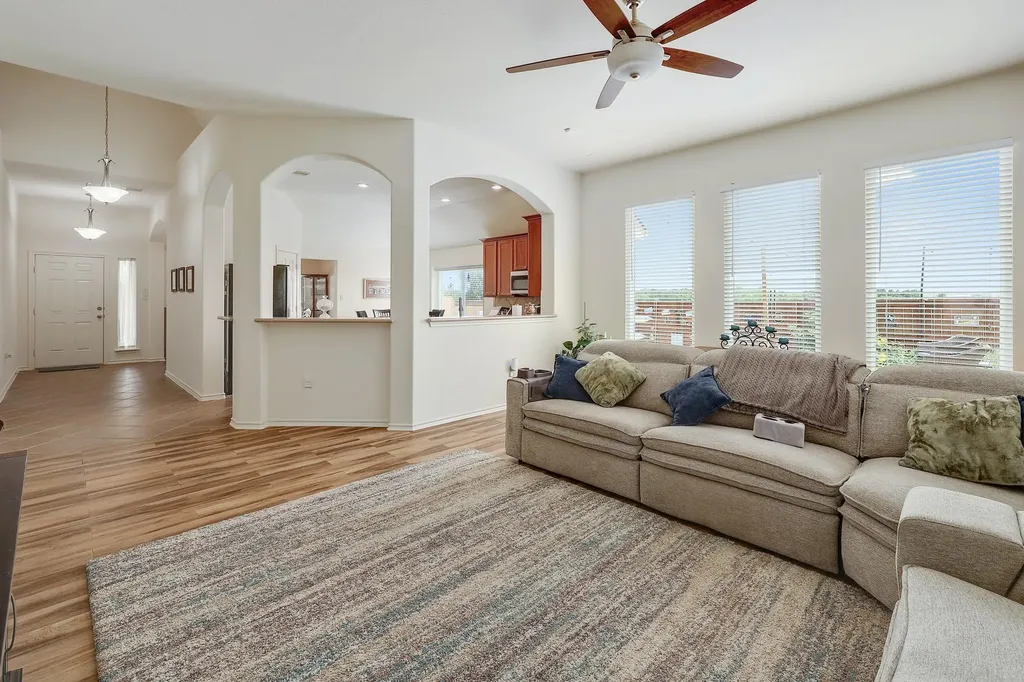 11629 Glen Knoll Drive Manor TX 78653