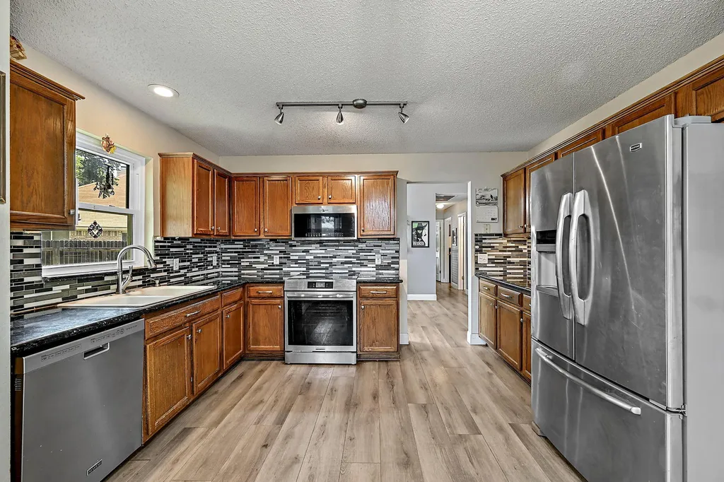 502 Dusty Leather Court Pflugerville TX 78660