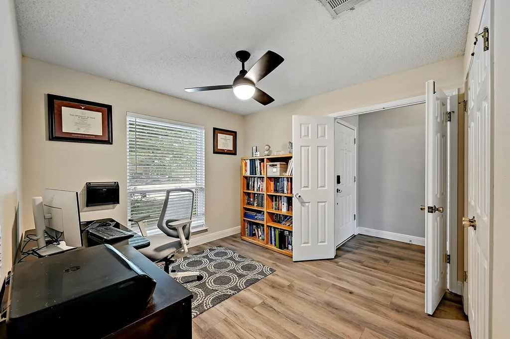 502 Dusty Leather Court Pflugerville TX 78660