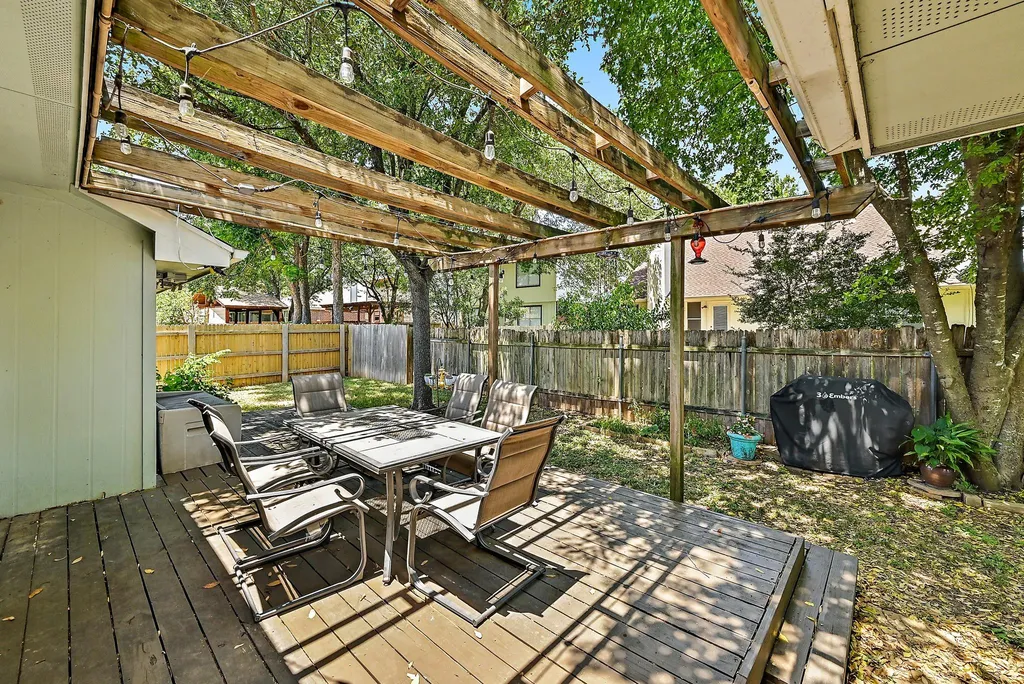502 Dusty Leather Court Pflugerville TX 78660