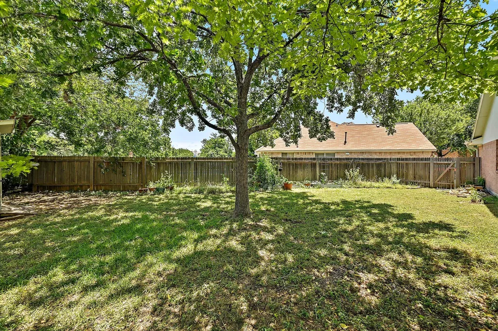 502 Dusty Leather Court Pflugerville TX 78660