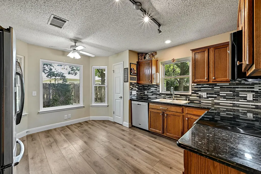 502 Dusty Leather Court Pflugerville TX 78660