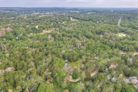 319 Green Oaks Drive Bastrop TX 78602