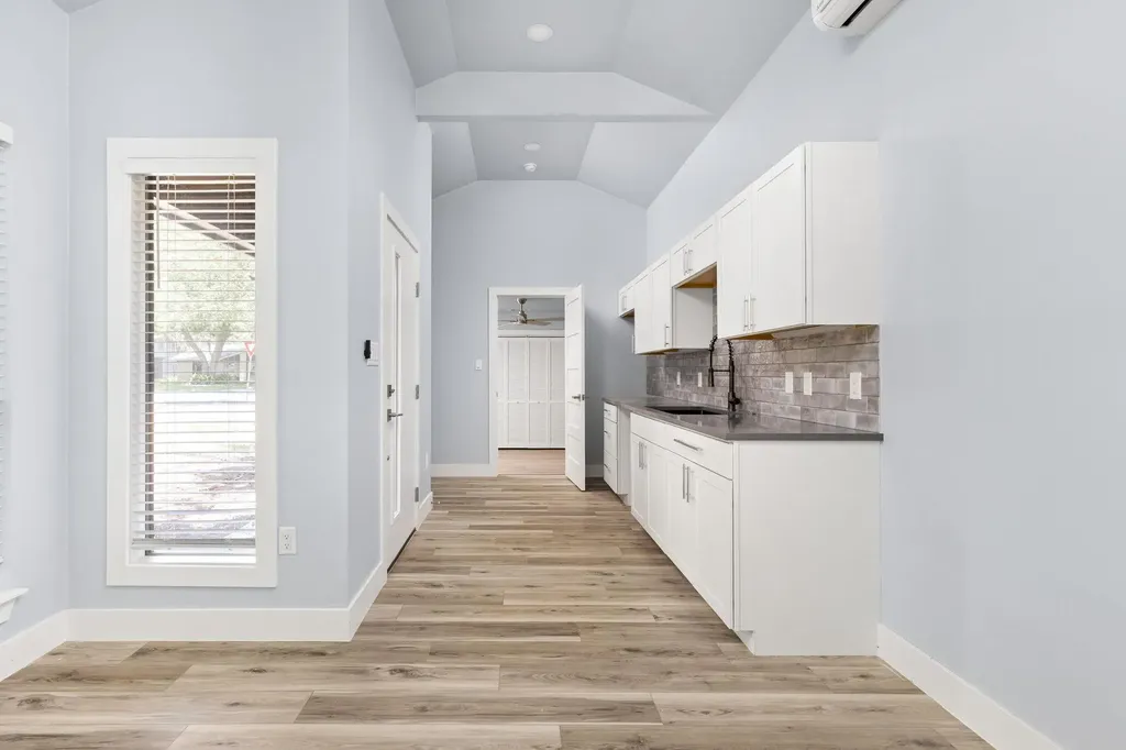2605 Friar Tuck Lane Austin TX 78704