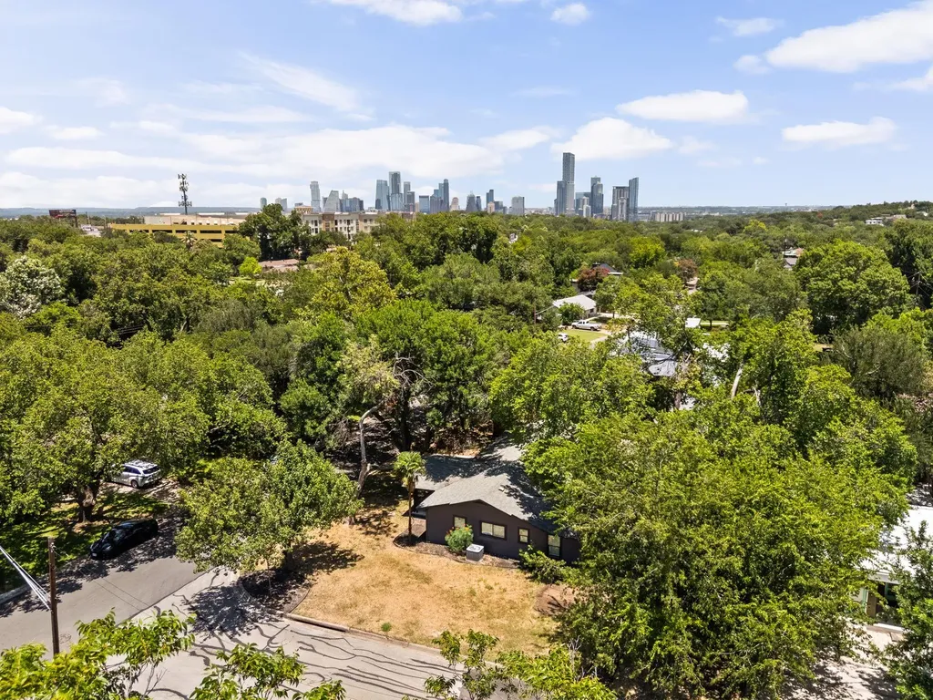 2605 Friar Tuck Lane Austin TX 78704
