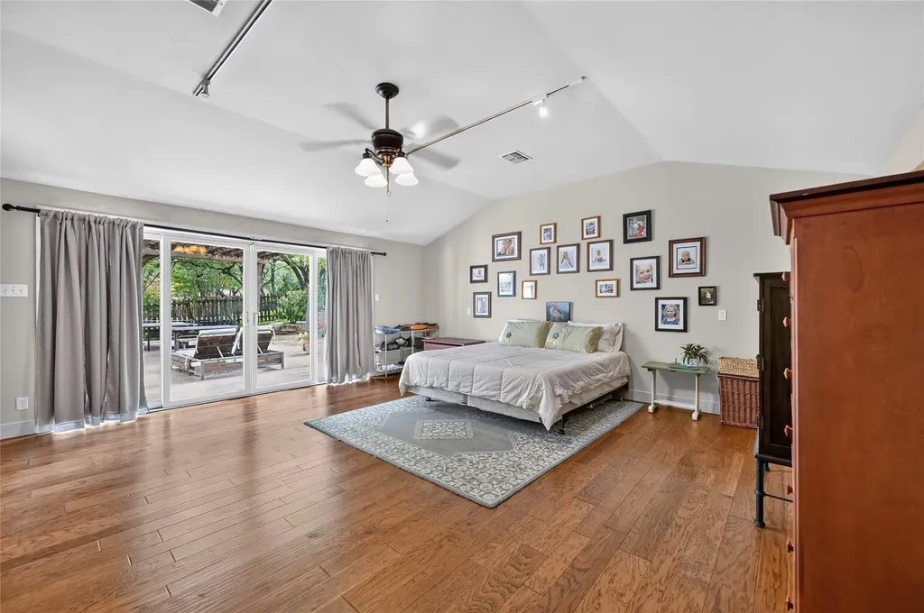 1903 Holly Hill Drive Austin TX 78746