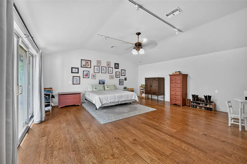 1903 Holly Hill Drive Austin TX 78746