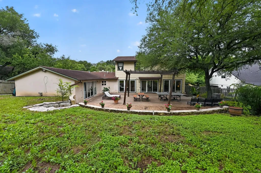 1903 Holly Hill Drive Austin TX 78746