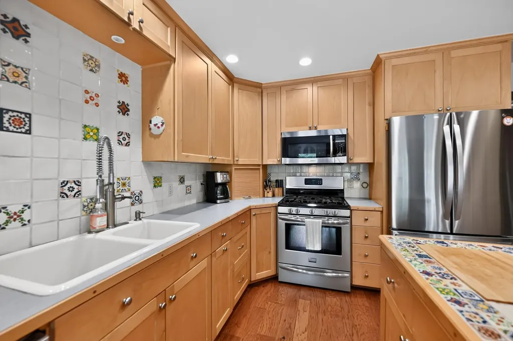 1903 Holly Hill Drive Austin TX 78746