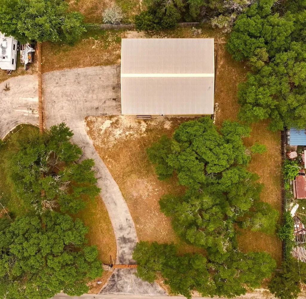 610 Tamarack Drive Canyon Lake TX 78133