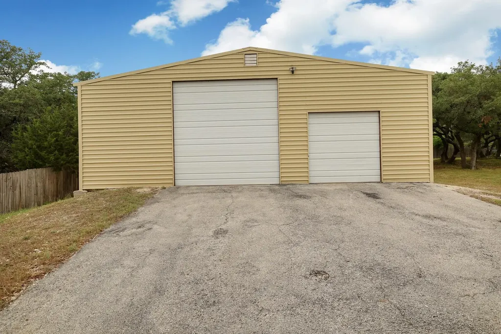 610 Tamarack Drive Canyon Lake TX 78133