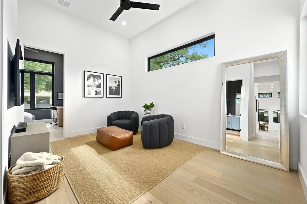 3305 Skylark Drive Austin TX 78757