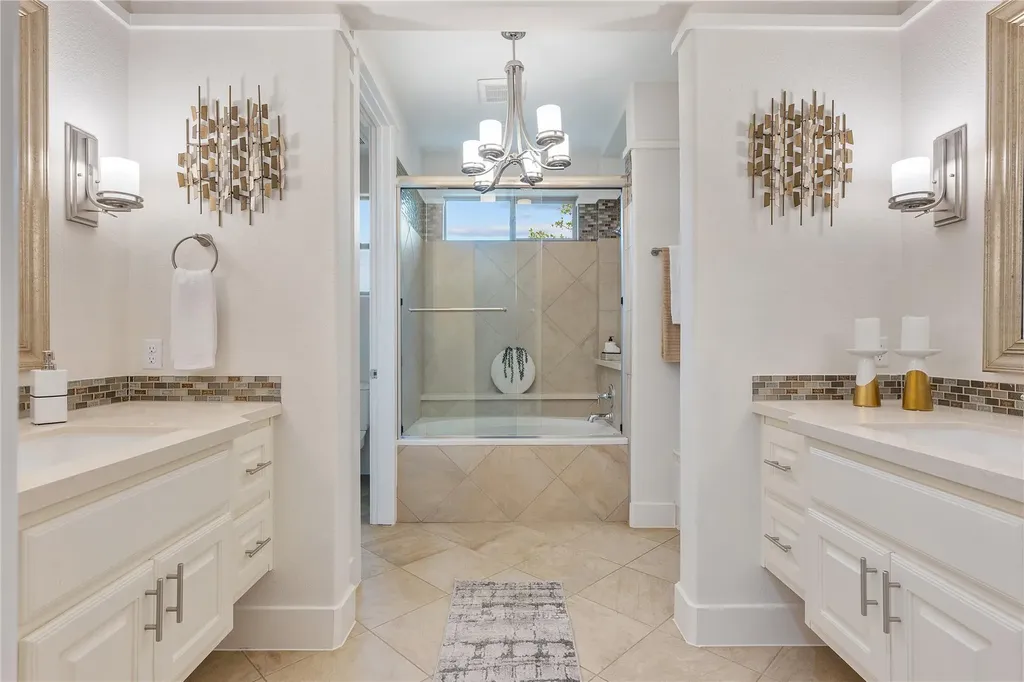 5500 Mesquite Crown View Austin TX 78738