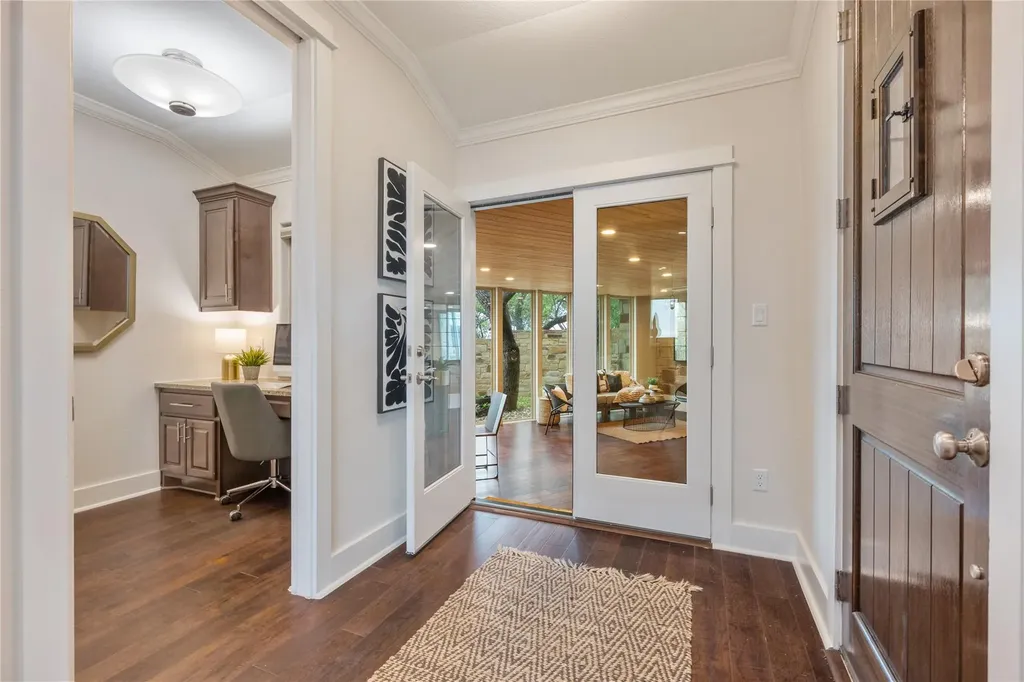 5500 Mesquite Crown View Austin TX 78738