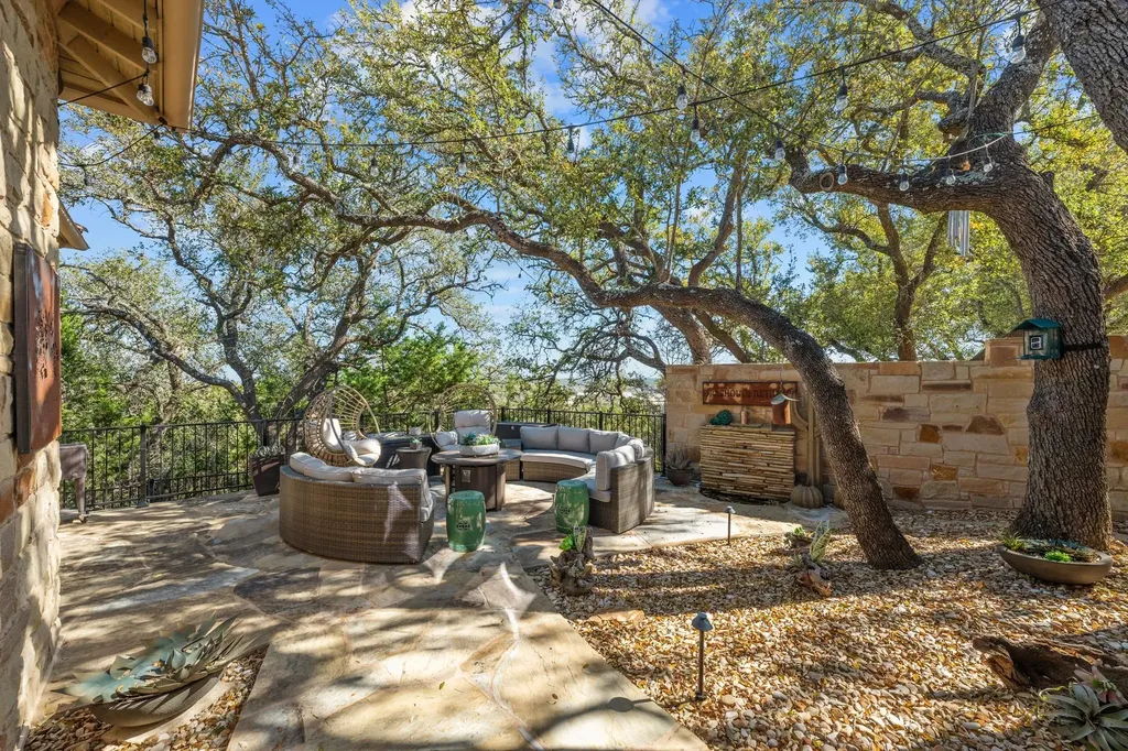 5500 Mesquite Crown View Austin TX 78738