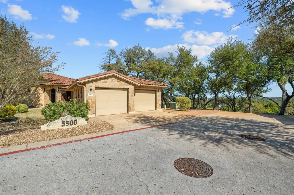 5500 Mesquite Crown View Austin TX 78738