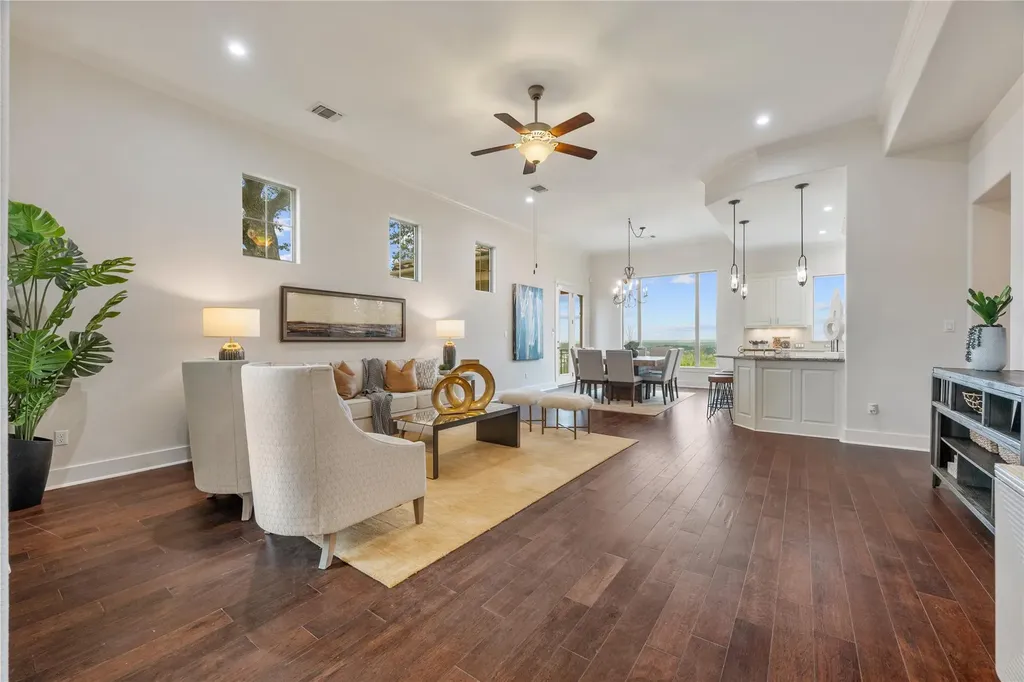 5500 Mesquite Crown View Austin TX 78738