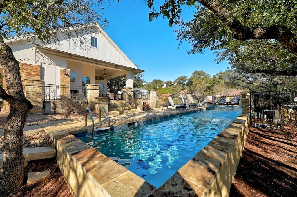 5500 Mesquite Crown View Austin TX 78738
