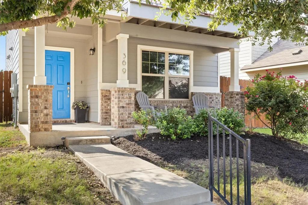 369 S Brook Drive Leander TX 78641